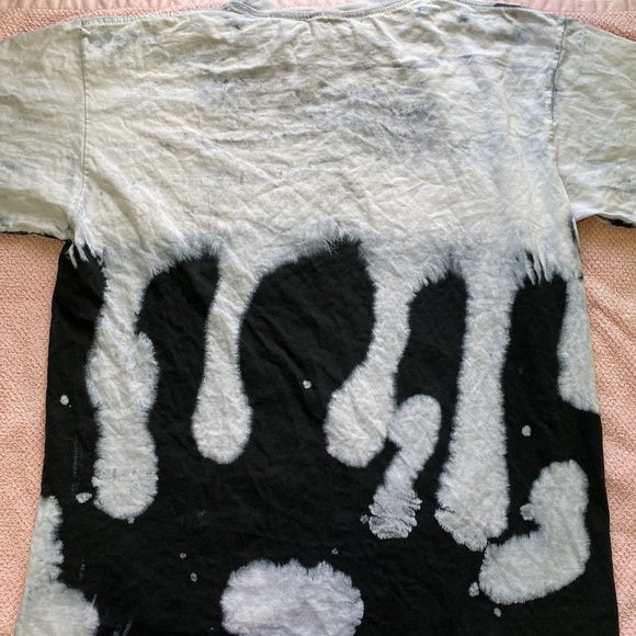 GooseBumps Tee - Picture 2 of 2